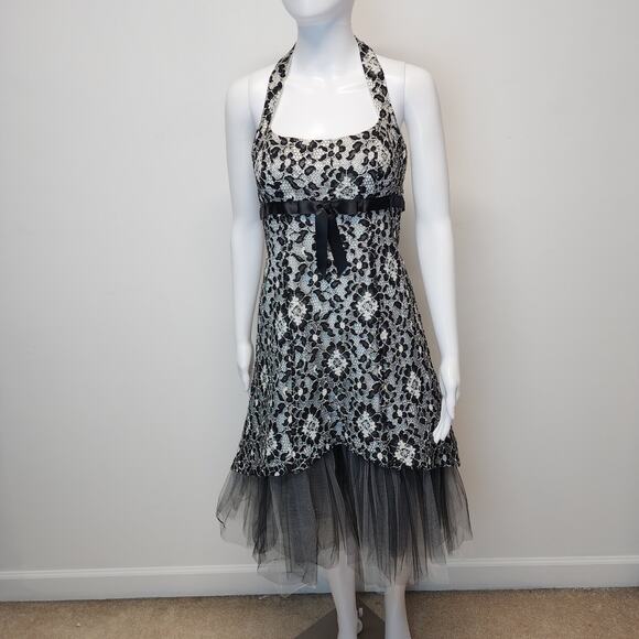 Cache Halter Lace Tulle Dress Size 6 Black Ivory Asymmetric Goth Prom Wedding - Picture 1 of 16